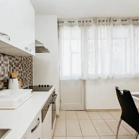 Double And Single S Apartment Zadar